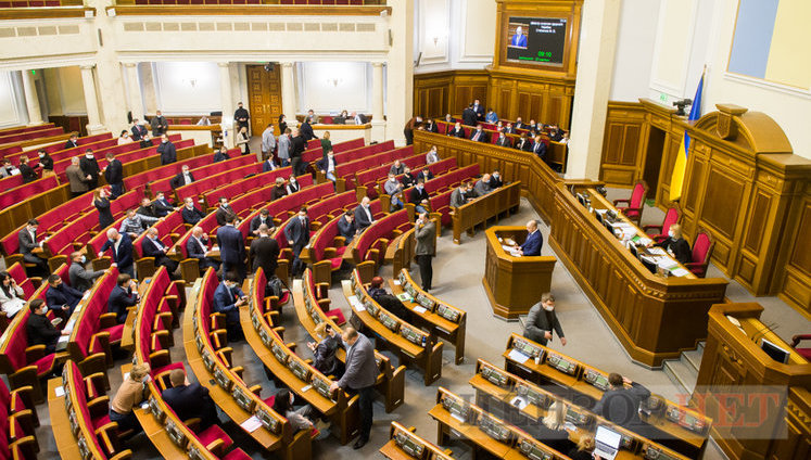 Продлить действие закона об особом порядке местного самоуправления ОРДЛО нужно для продолжения переговоров, - "слуга народа" Костин