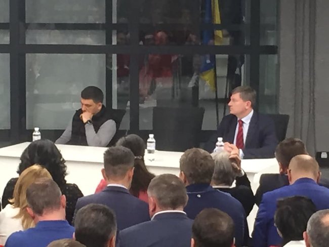 Ігри дорослих хлопчиків: перевзування, перевибори і відставка генпрокурора 03