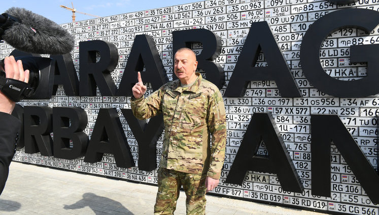 Алієв відкрив у Баку Парк військових трофеїв, захоплених у вірменської армії під час війни в Нагірному Карабасі. ФОТОрепортаж