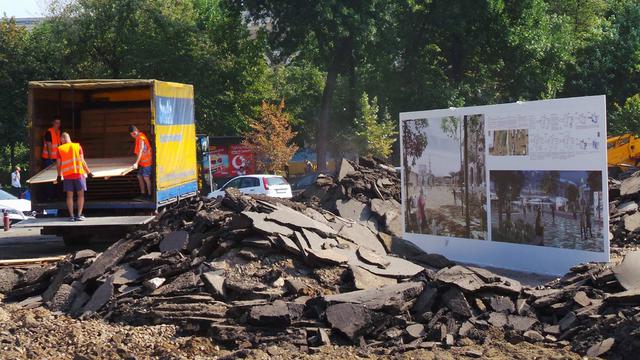 На Контрактовой площади в центре Киева началась масштабная реконструкция 10
