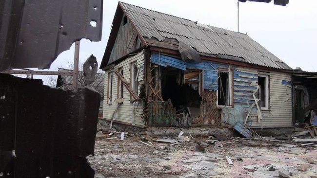 Колоною на Донецьк поїхало 42 особи, на мирну територію - 866: евакуація мирних жителів з Дебальцевого. Частина 2 04