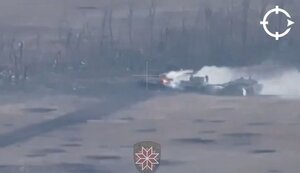 Дроны уничтожают два вражеских тягача, которые пытались вывезти с поля боя подбитый украинский "Leopard 2" (обновлено). ВИДЕО
