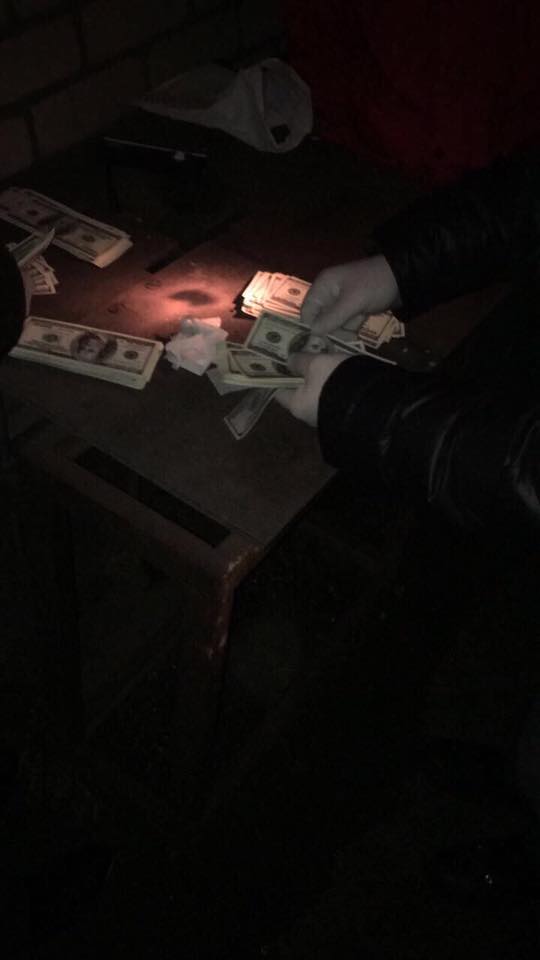 На взятке в $35 тыс. задержан управляющий Днепропетровского литейно-механического завода, - Луценко 02