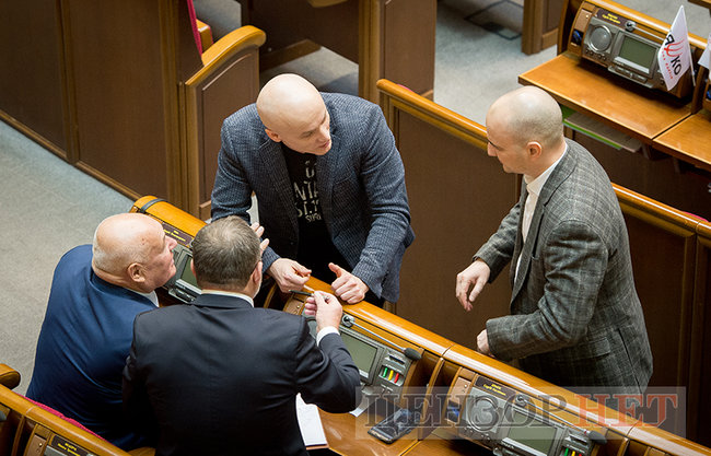 Писаренко планує виїзд на полювання, дзвінок Папієва Фірташу і перешіптування Герасимова з Геллером, - робота ВР 14 березня 16
