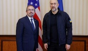 Денис Шмигаль і Джон Басс