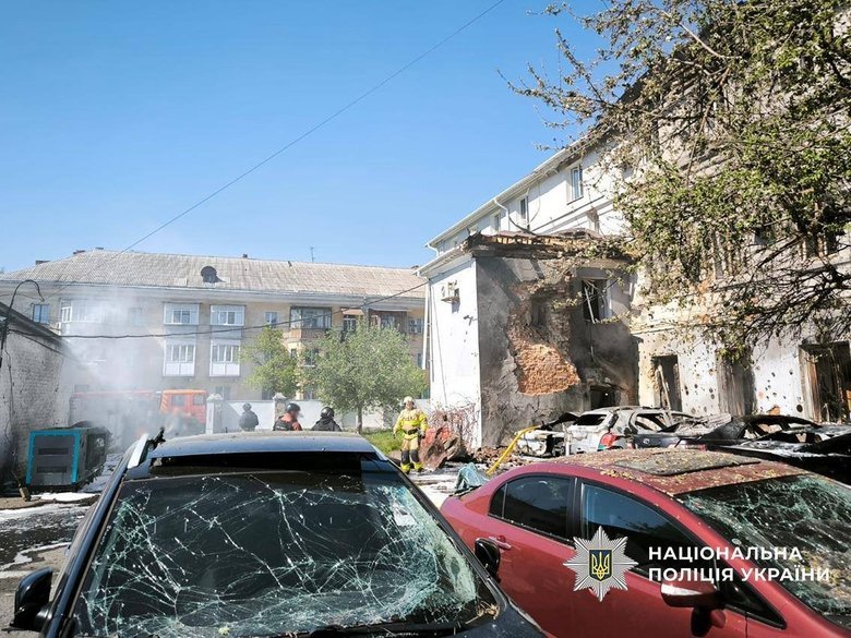 РФ вдарила по Чернігову шахедом 5 травня
