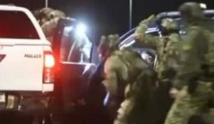 Троє військових намагалися продати велику партію вибухівки за $88 тис., - Офіс Генпрокурора. ВIДЕО