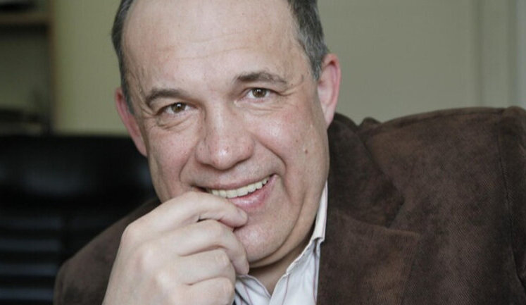 Профессор КНУ Василенко заявил, что "иностранные миротворцы" в Украине заинтересуют "тысячи голодных" на секс украинских женщин