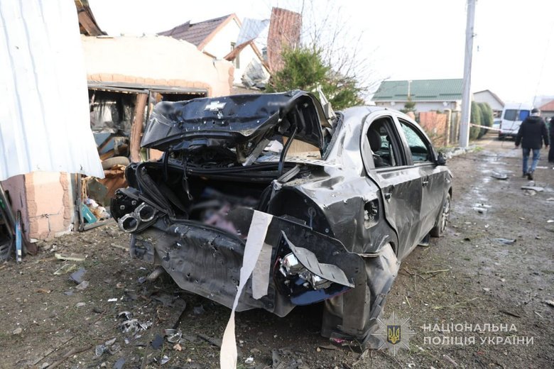 Ворог атакував Запоріжжя та прилеглі населені пункти авіацією, дронами FPV та артилерією.