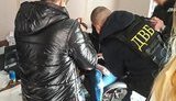 Полиция задержала жительницу Тернопольщины, предлагавшую "порешать" со сдачей экзамена на права за 6400 грн. ФОТО