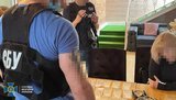 СБУ викрила у Черкасах схему виготовлення фальшивих довідок про відсутність COVID-19. Ділки "заробляли" до 100 тис. грн на місяць. ФОТОрепортаж