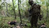 Українські розвідники Group 10 хитрістю взяли в полон рашиста, який прийняв їх за своїх: "Скидывай рюкзак, ты в плену". ВIДЕО
