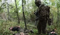 Украинские разведчики Group 10 хитростью взяли в плен рашиста, который принял их за своих: "Скидывай рюкзак, ты в плену". ВИДЕО