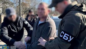 СБУ та Нацполіція затримали ще 4 ділків, які хотіли налагодити незаконну торгівлю зброєю в Україні. ФОТОрепортаж