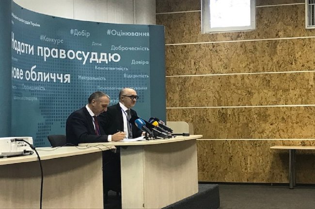 Стартували іспити для 836 кандидатів до Верховного Суду і Вищого антикорупційного суду 06