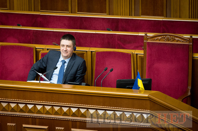 Писаренко планує виїзд на полювання, дзвінок Папієва Фірташу і перешіптування Герасимова з Геллером, - робота ВР 14 березня 26