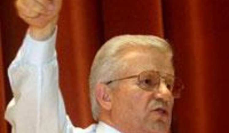 "В СРЫВЕ ВЫБОРОВ ЗАИНТЕРЕСОВАНЫ ЮЩЕНКО И МОРОЗ" - интервью с политологом Небоженко