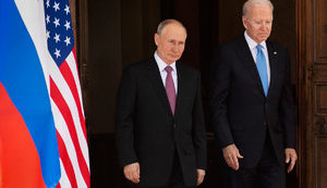 Путин с большим интересом выслушает предложения Байдена по Украине, - Песков