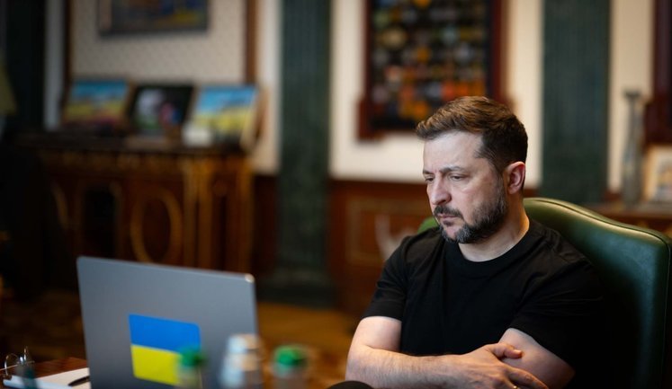 Членство в НАТО - це найменше, що мала б отримати Україна в обмін на ядерну зброю, - Зеленський