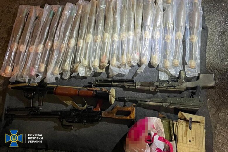 The SSU detained six more traffickers who were selling trophy weapons in Ukraine