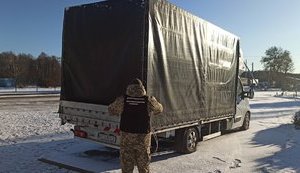 Пограничники остановили контрабандистов при попытке провезти российские запчасти к "КамAЗам" из Беларуси в Украину. ВИДЕО