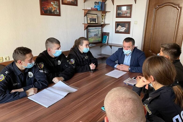 Кулеметник позивний Професор: Ми готові читати лекції і з окопів 05