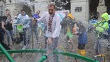 Обливаний понеділок: мер Львова Садовий намок до нитки. ФОТОрепортаж