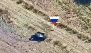 Эффектный разворот: украинский БПЛА бортом сбил российский FPV-дрон, который пытался его атаковать