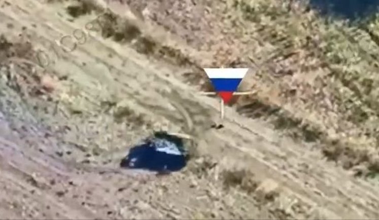 Эффектный разворот: украинский БПЛА бортом сбил российский FPV-дрон, который пытался его атаковать
