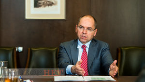 Точная дата начала поставок вакцин от коронавируса в Украину станет известна в декабре, - Степанов