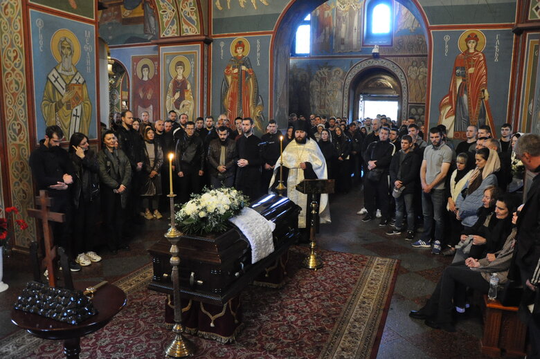 С погибшим в бою с оккупантами воином Максимом Яловцовым (Регбистом) попрощались в Киеве 60