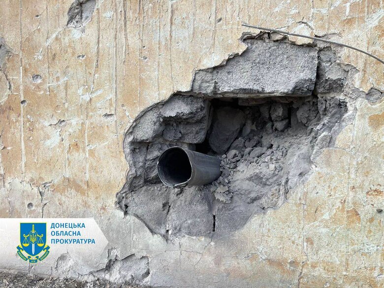 Російські військові обстріляли Торецьк Донецької області з Градів, Курахівку - з артилерії. Одна людина загинула, 9 осіб зазнали поранень - Офіс Генпрокурора 03 Російські військові обстріляли Торецьк Донецької області з Градів, Курахівку - з артилерії. Одна людина загинула, 9 осіб зазнали поранень - Офіс Генпрокурора 03