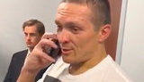 "Служу народу України!" - Усик у відповідь на привітання Зеленського. ВIДЕО