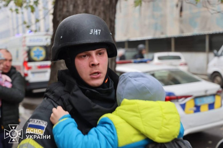 Сад в Харькове после удара шахида