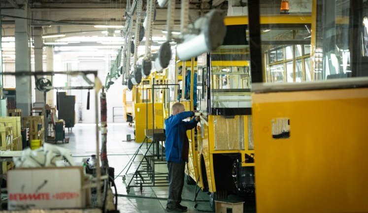 Виробництво шкільних автобусів в Україні зросло майже на 50%: допомогла державна програма