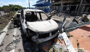 Удар РФ по підприємству харчової промисловості на Київщині: кількість постраждалих зросла до дев’яти, четверо загиблих. ФОТОрепортаж