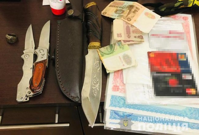 Одеська поліція прийшла з обшуками до представників криміналітету 02