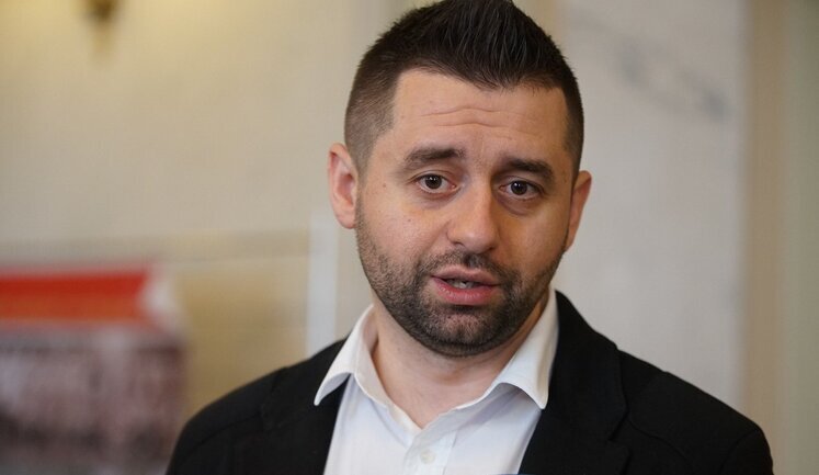 "Слуга народу" Арахамія просив міністрів не звітувати в Раді: Хочемо цього політичного сезону проголосувати все, що у нас є