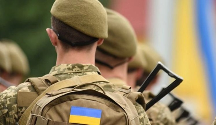 Зеленський підписав закон про відстрочку для громадян від 18 до 25 років, які уклали контракт