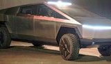 Tesla відклала початок виробництва пікапа Cybertruck на 2023 рік, – ЗМІ