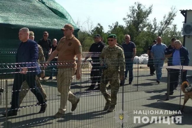 КПВВ Станица Луганская открыли после реконструкции 02