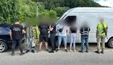 Викрито схему переправлення чоловіків за кордон на Закарпатті