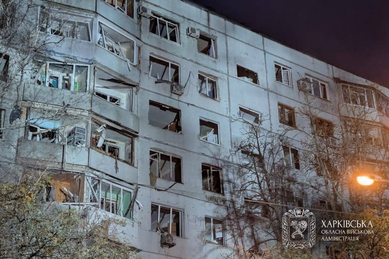 Ворожий удар припав у другий поверх багатоквартирного будинку у Харкові