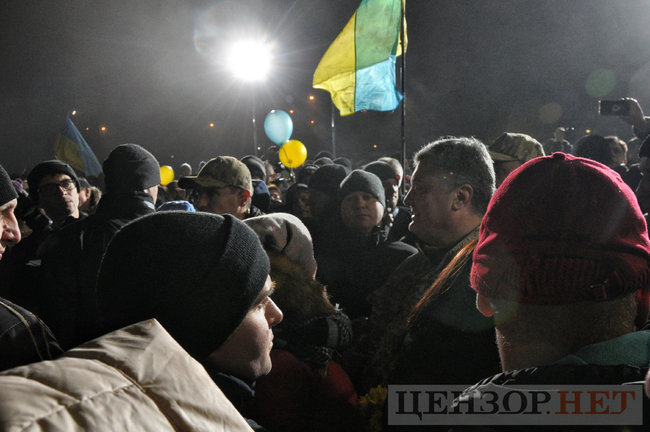 Heroes, welcome home!” liberated Ukrainian hostages enjoy warm reception at Boryspil airport 33