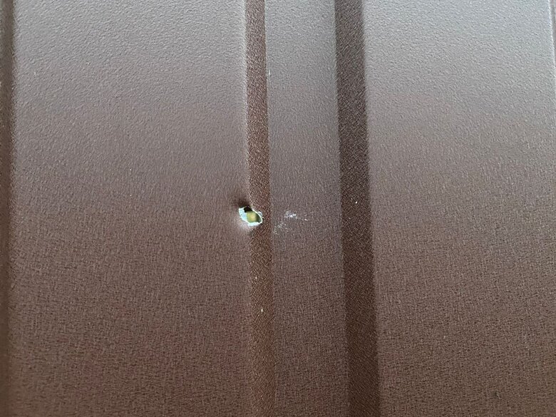 Россияне выпустили из вертолета 12 ракет по аграрному предприятию в Сумской области, - ОВА 05 Россияне выпустили из вертолета 12 ракет по аграрному предприятию в Сумской области, - ОВА 05