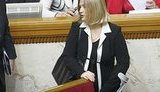 Геращенко пришла в ВР на костылях и всерьез задумалась об украинских инвалидах. ФОТОрепортаж