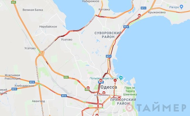 Одесу завалив сильний снігопад: рух у місті паралізовано 05