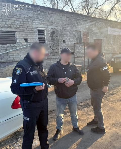 Внесли студента до бази 