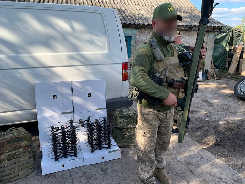 Добірка найбільш видовищних уражень FPV-дронами Дикі Шершні, на які ви задонатили, та звіт за вересень 09
