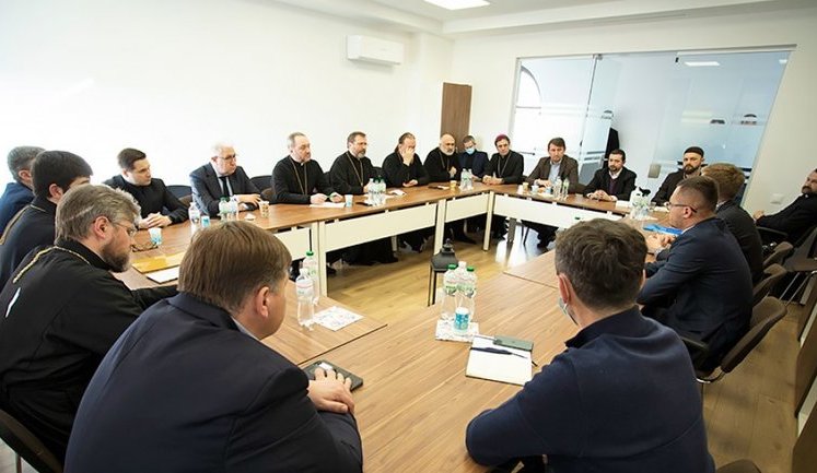 Рада Церков обговорила з нардепами формування сімейної політики в Україні. ФОТО